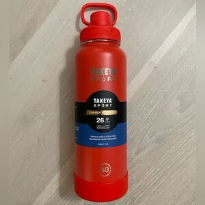 Takeya Sport Actives 40 oz. Red Water Bottle with Spout Lid New!
